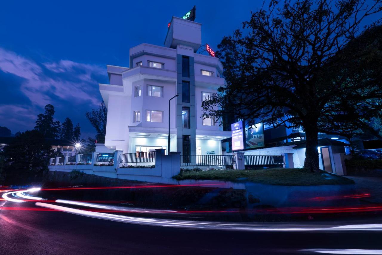 Issacs Residency Hotel Munnar Bagian luar foto