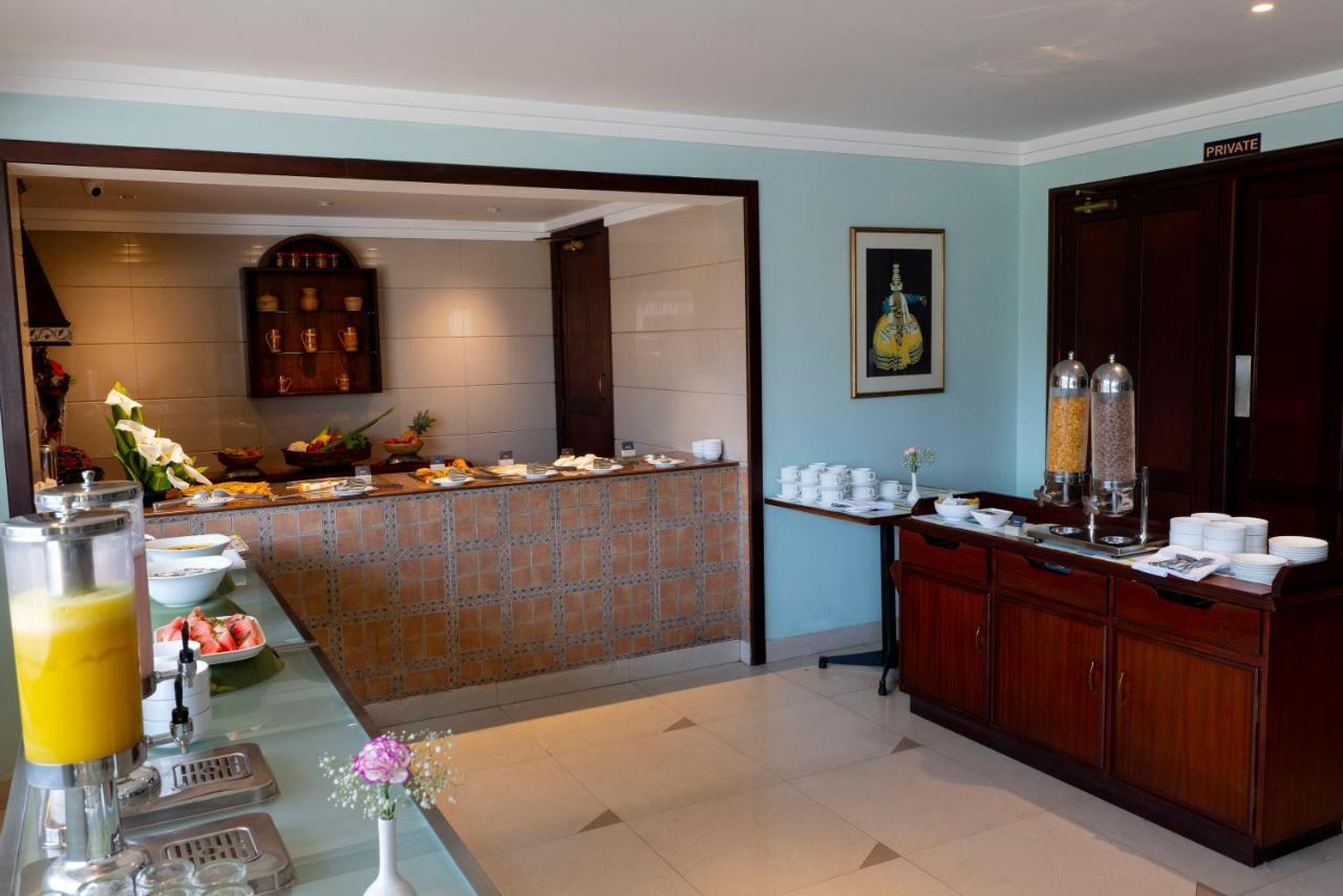 Issacs Residency Hotel Munnar Bagian luar foto
