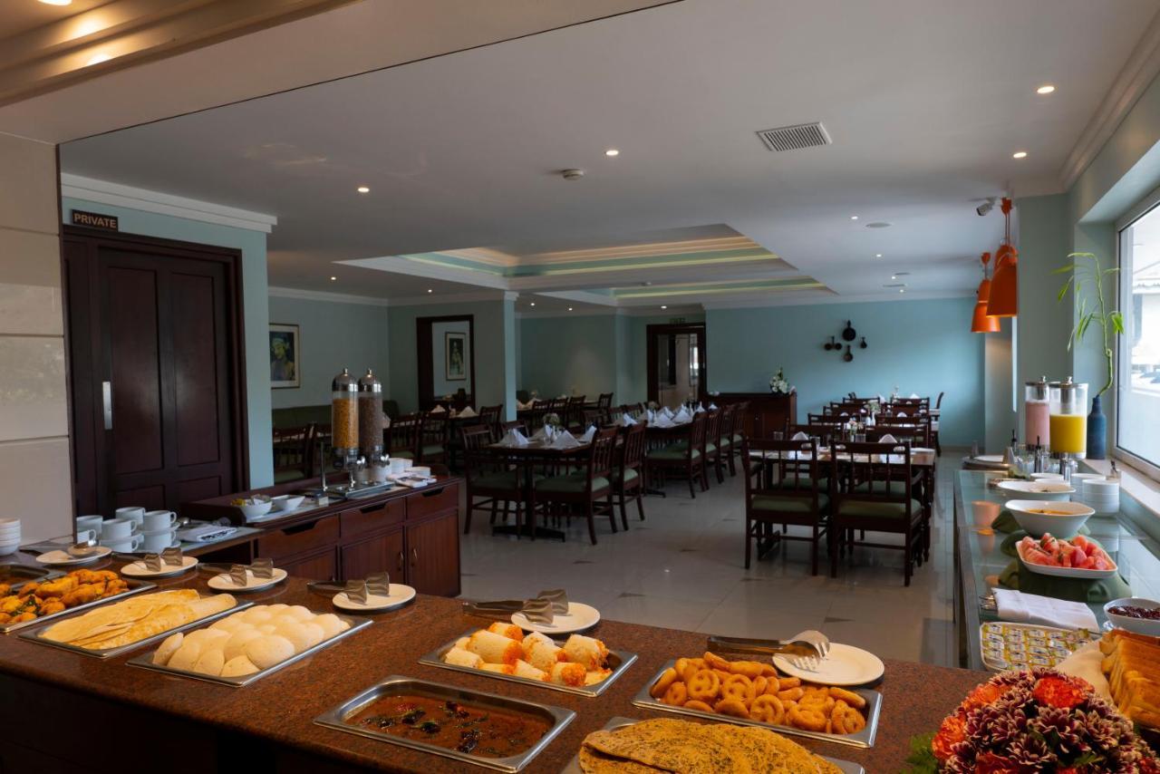 Issacs Residency Hotel Munnar Bagian luar foto