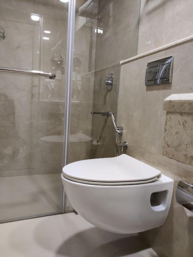 Issacs Residency Hotel Munnar Bagian luar foto